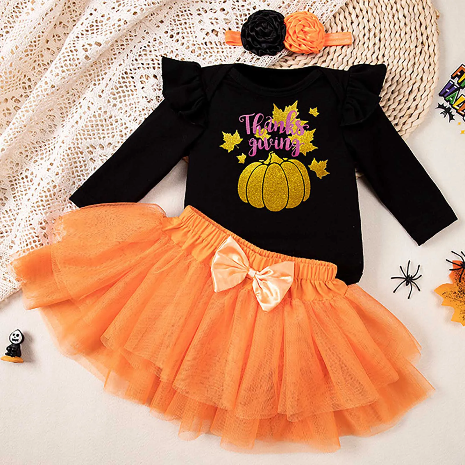 

3pcs Halloween Toddler Kids Girls Outfit Pumpkins Letters Prints Romper Skirt Hairband Set Outfits Giraffe Baby Girl Clothes