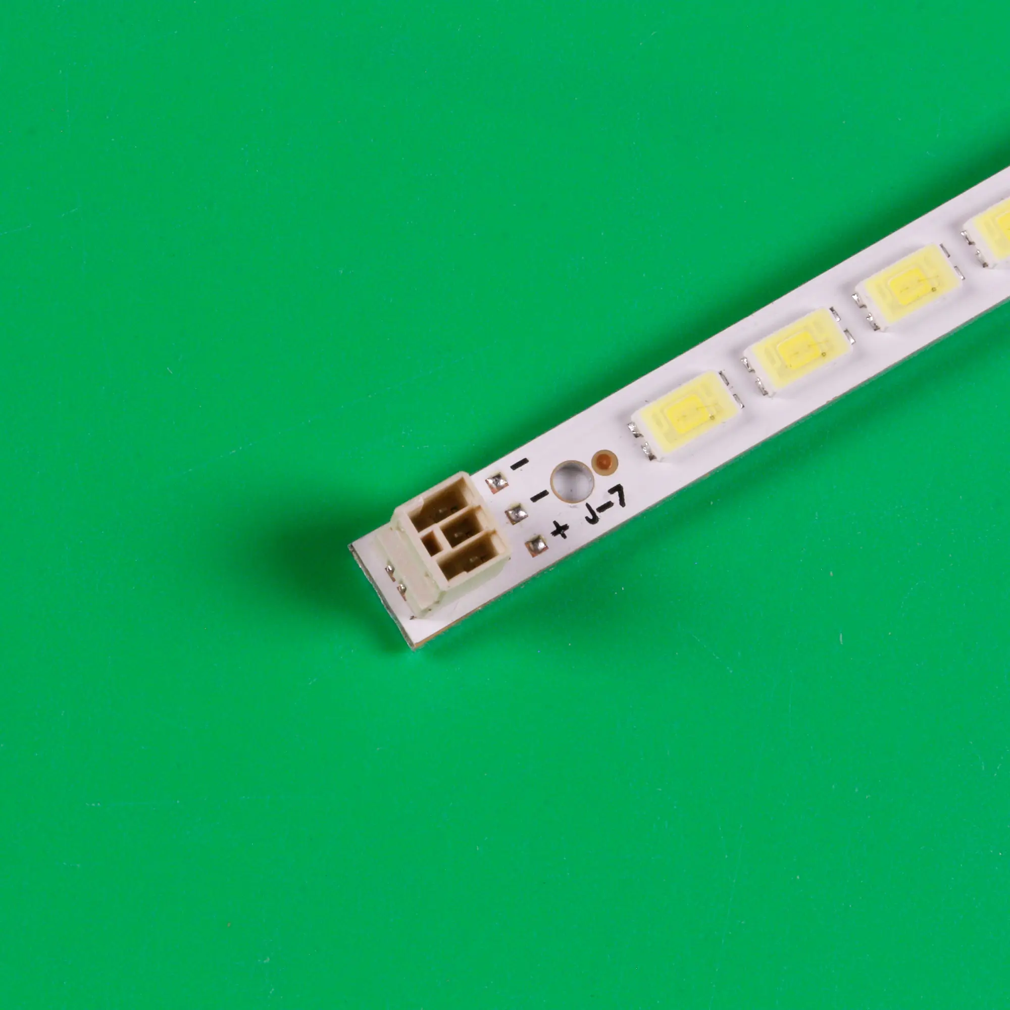 LED strip For HSG1211 40PFL4707 40PFL4907 LC40LE510RU LC-40LE340 LC-40LE510E LC-40LE530E L40F3200B-3D LJ07-00950A LE40T320