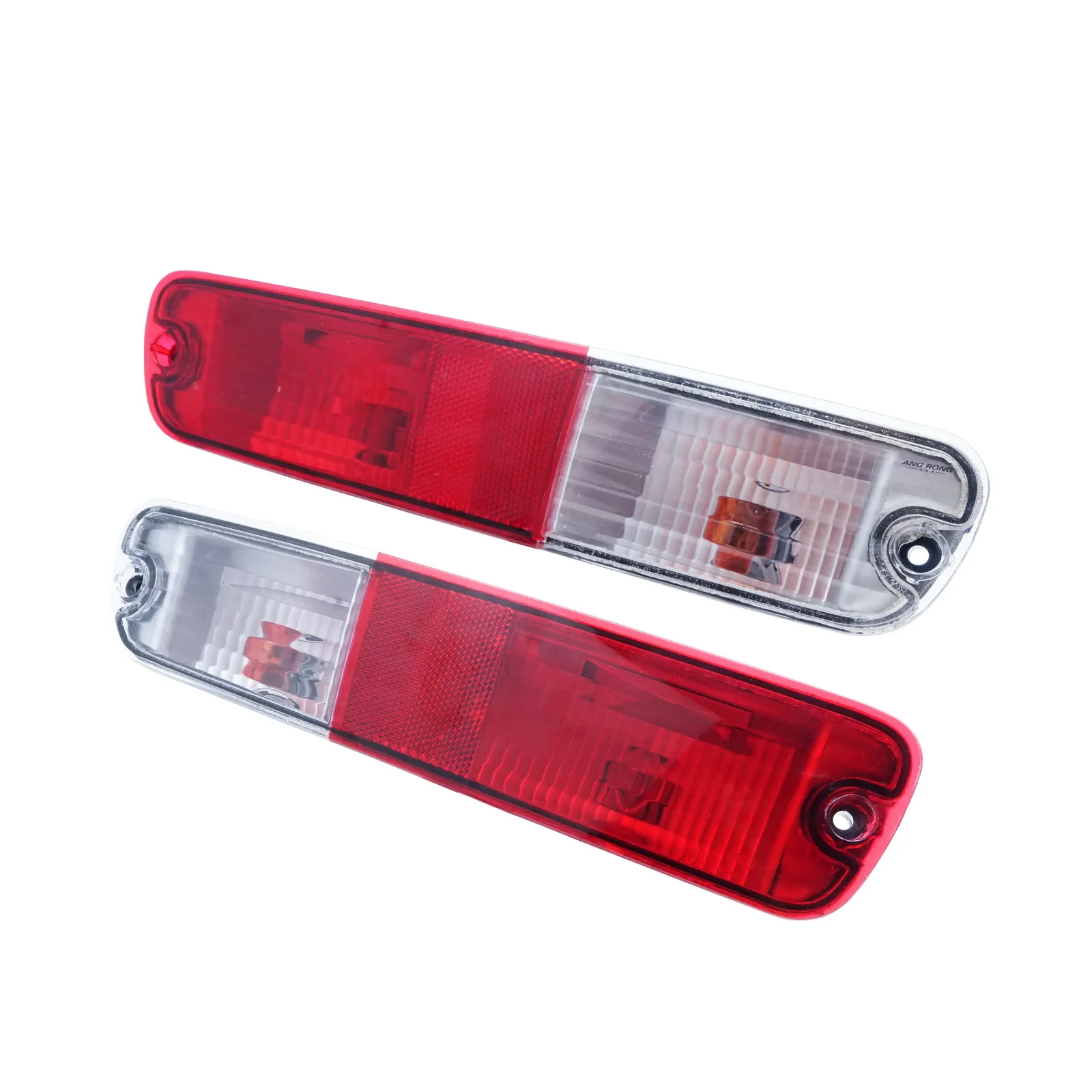 Rear Bumper Reflector Light L&R For Mitsubishi Pajero Montero Shogun V73 V77 2002-2006