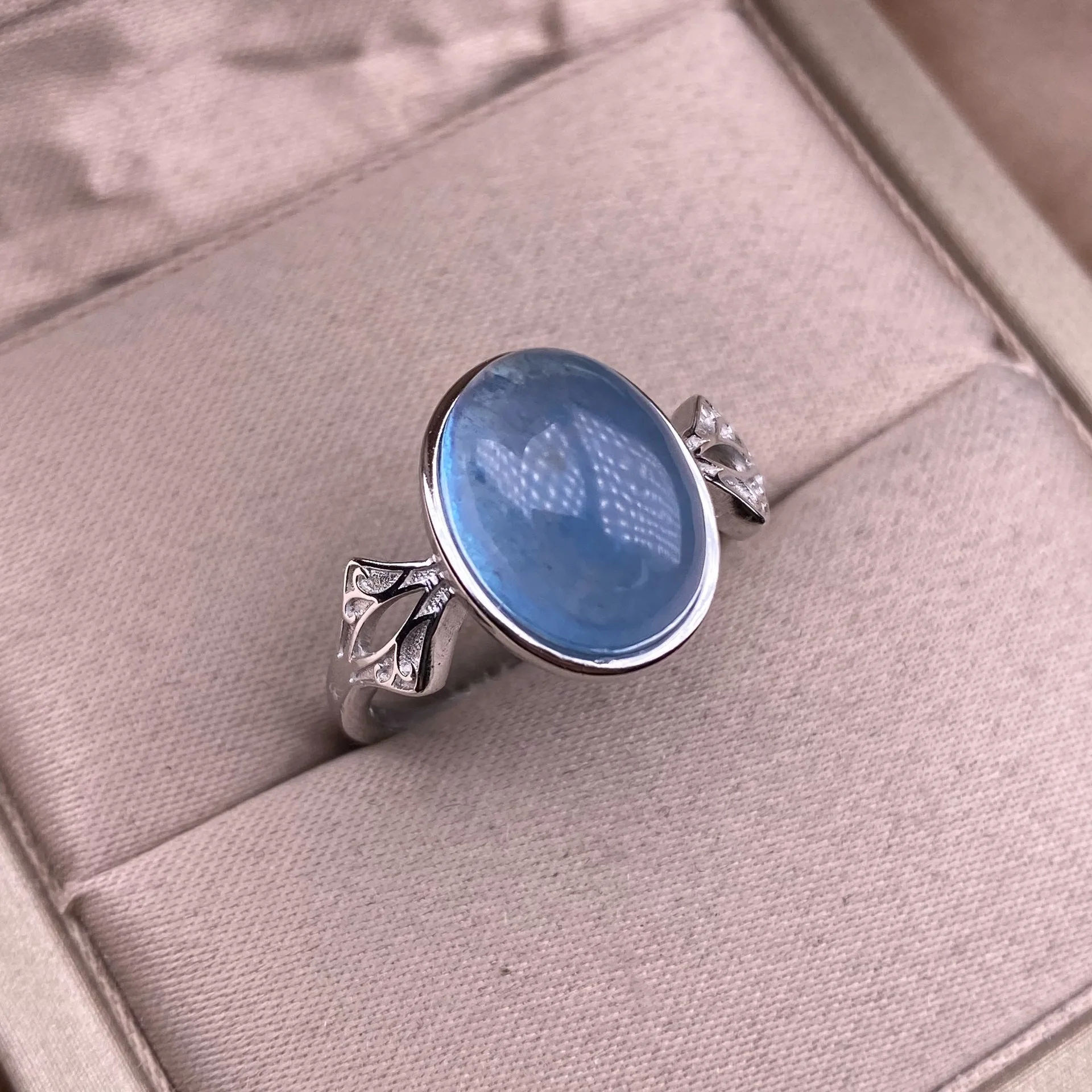 

Natural Sea Blue Treasure Women's Ring Jewelry S925 Sterling Silver Simple Fashion Colored Crystal Jewelry Everyday Versatile