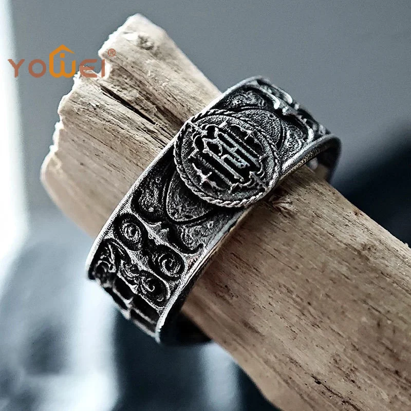Latest Retro Personality Ancient Silver Color Hollowed-out Relief Crown  Rings For Women Men Halloween Fashion Gothic Jewelry