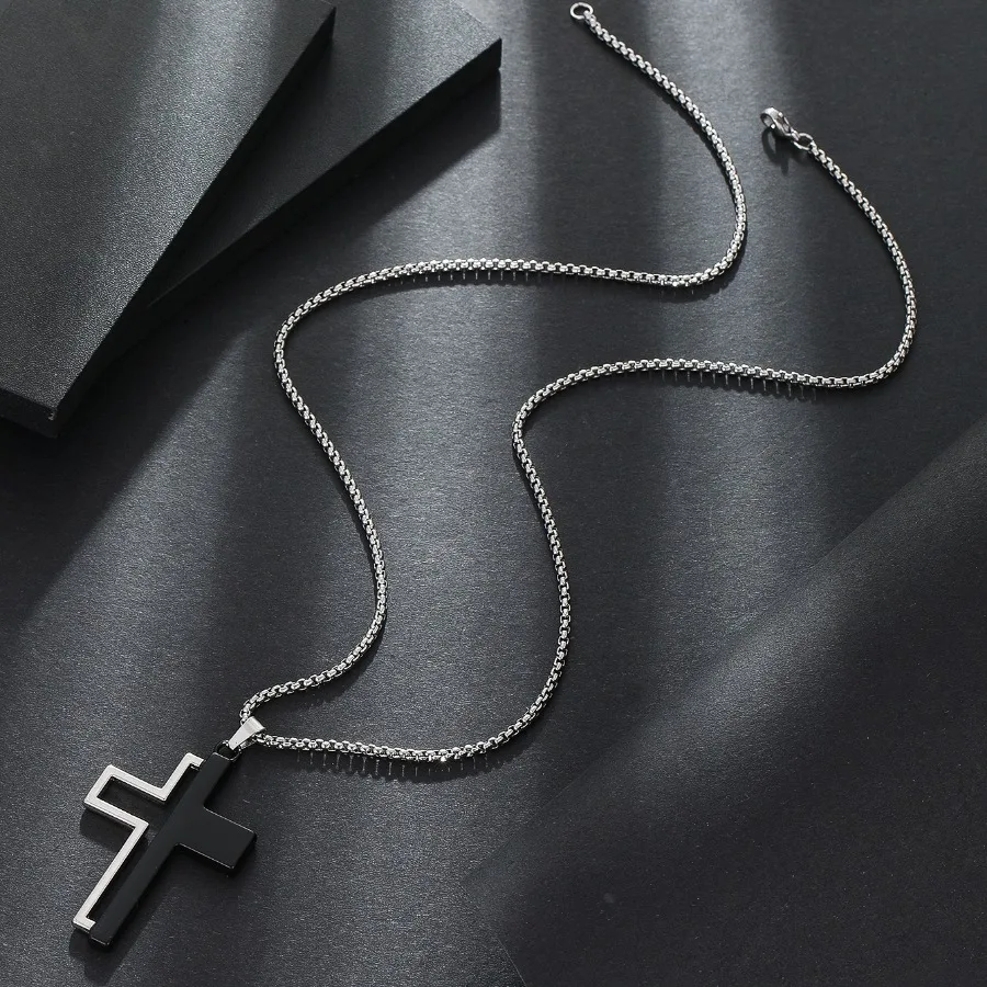 1 black and white glossy cross necklace for men\'s trendy sweatshirt, long necklace, European and American design accessories