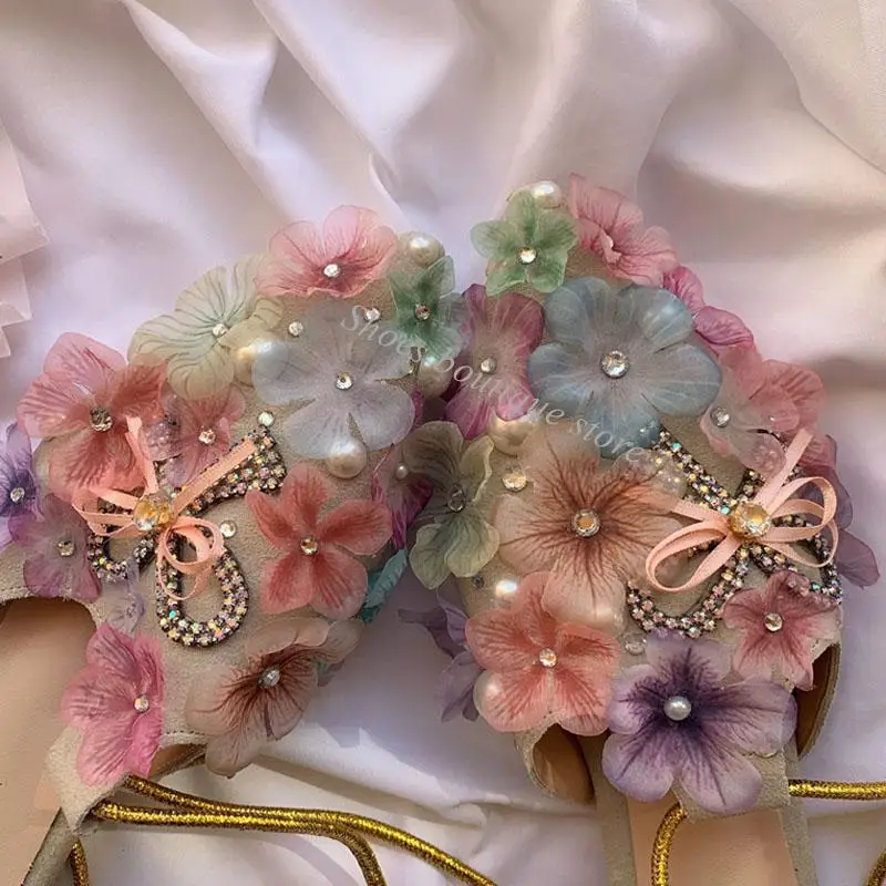 

Романтичные туфли-лоферы с жемчужными цветами, кристаллами и бантом, золотистые, на шнуровке, с заостренным носком, для женщин, для отпуска