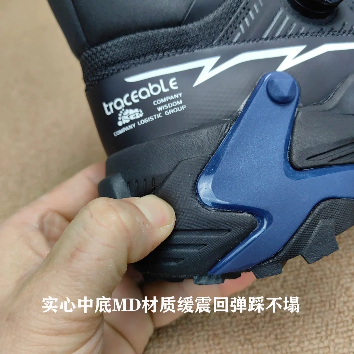 

Mens Outdoor Hiking Wear-resistant Waterproof Mountaineering Boots High-top Breathable Tactical Shoes Camouflage Hunting Boots