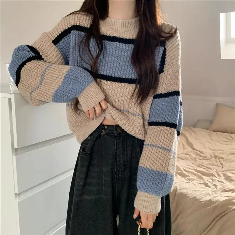 Color Blocking Striped Knitted Sweater with Gentle and Lazy Style Loose and Age Reducing Pullover New Long Sleeved Top Short