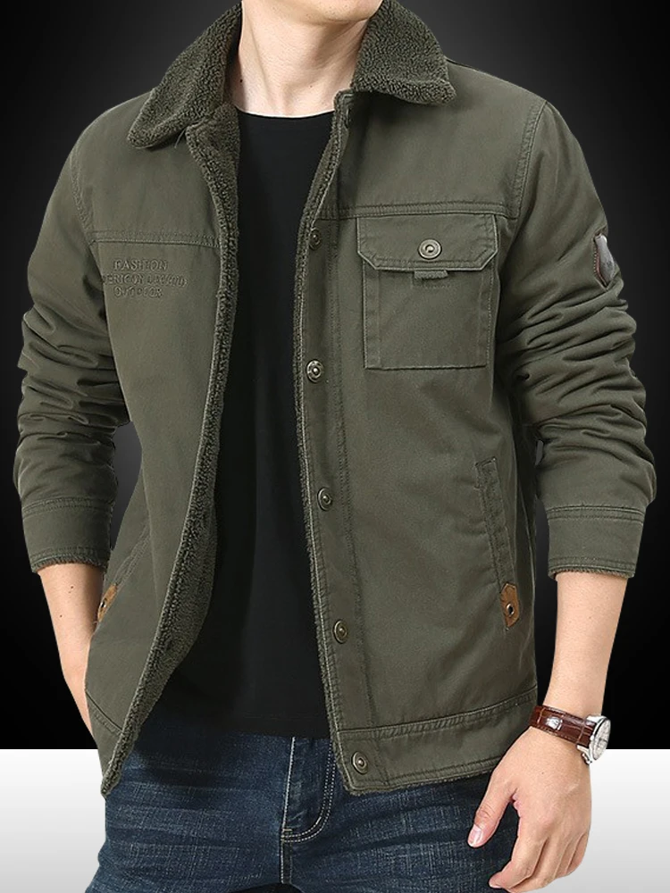 

Мужская зимняя куртка из овечьего вельвета, утепленная, свободного кроя, большого размера, из хлопка, с отложным воротником, на пуговицах, в стиле «папиных» курток