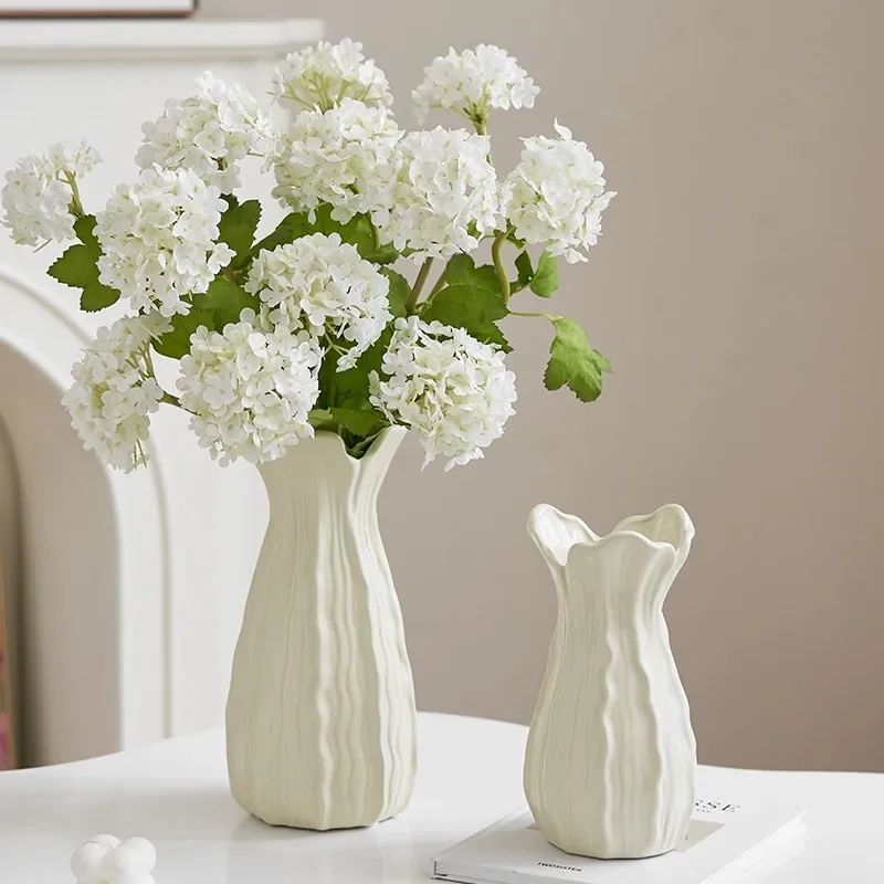 Retro Ceramic Flower Vase Simple Cream Style Decorative Tabletop Ornament Water Cultivation Flower Decoration High-End Feeling
