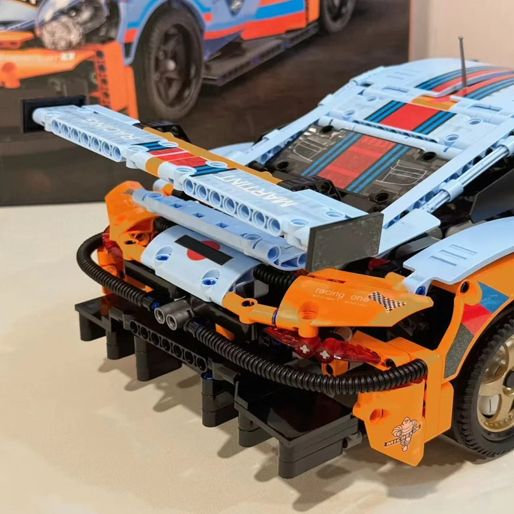 1680PCS Classic Super Racing Cars City Super Sports Car Bricks Vehicle Sets Puzzle Technical Toy For Kids Children Birthday Gift