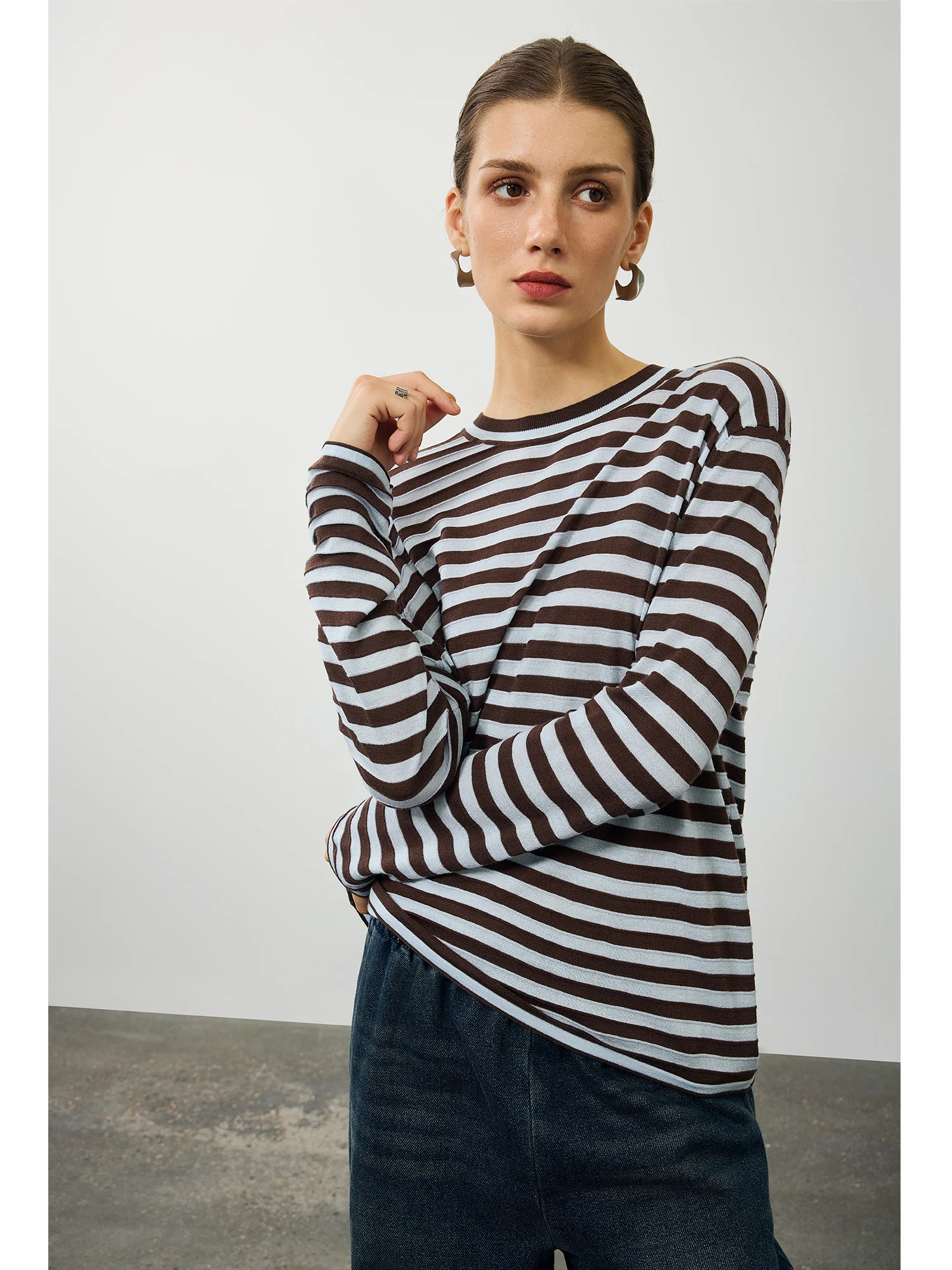 

High Value Series Skin-friendly Loose Slimming Wool Knitwear Textured Long Sleeve round Neck Short Length Striped Pull...