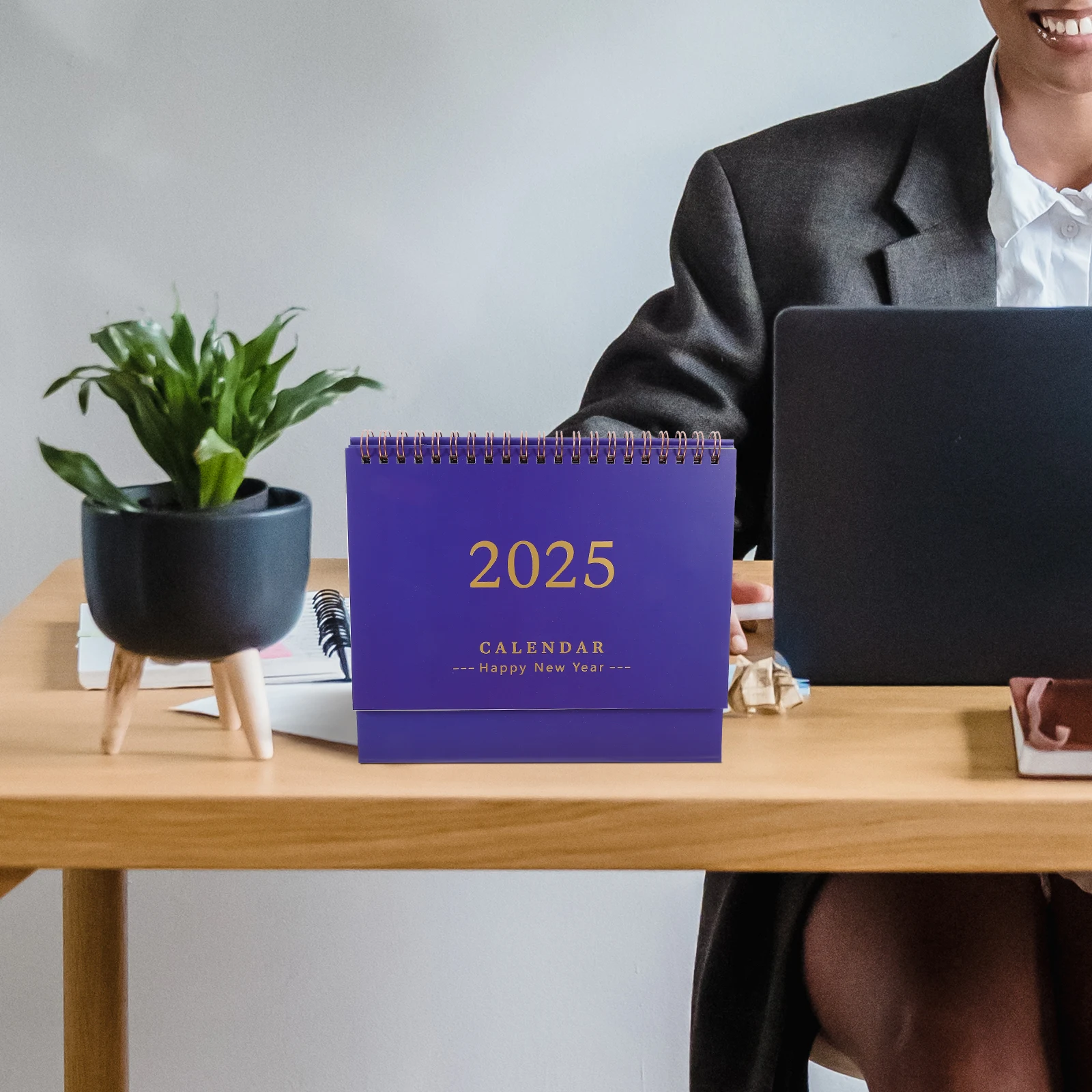 

Mini Desk Calendar 2024-2025 English Version Cute Desktop Flip Blue Paper Office