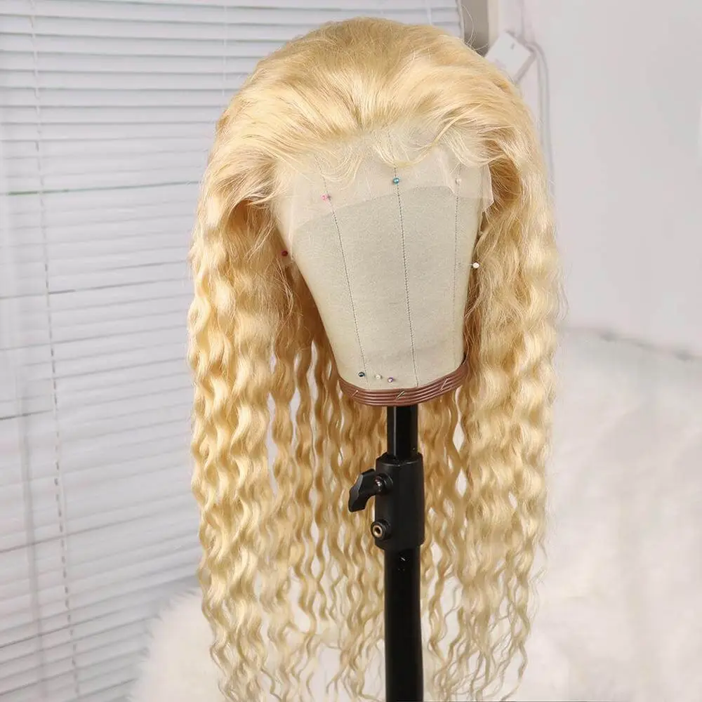 Wig sintetis pirang Wig panjang dalam keriting 13X4 renda depan untuk wanita Wig sintetis garis rambut alami pesta Cosplay