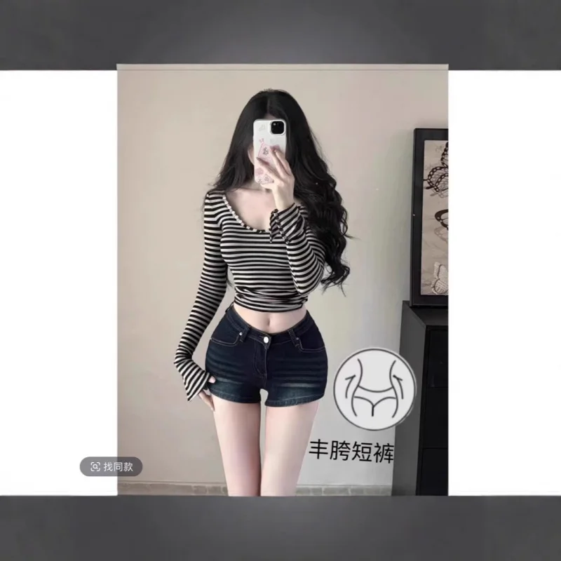 

VFull waist and hips~2025New spring and summer slim-fit versatile denim shorts for hot girls that make legs look longer and are