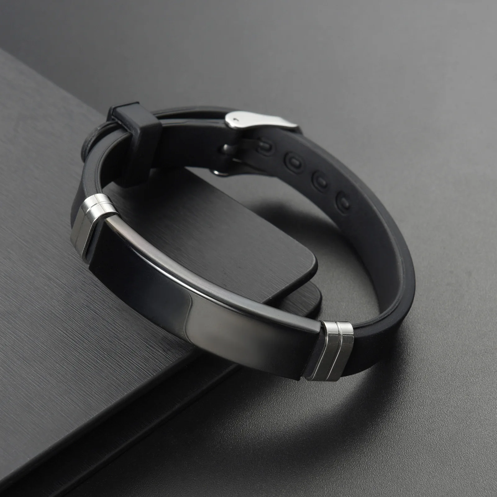 패션 펑크 커스텀 로고 이름 실리콘 팔찌 블랙 각인 텍 - Women Accessories Brand Name 리뷰 및 가격