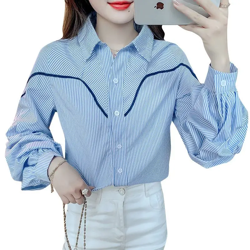 

Fashion Lapel Spliced Folds Striped Lantern Sleeve Shirt Female Clothing 2023 Autumn New Casual Tops Office Lady Blouse