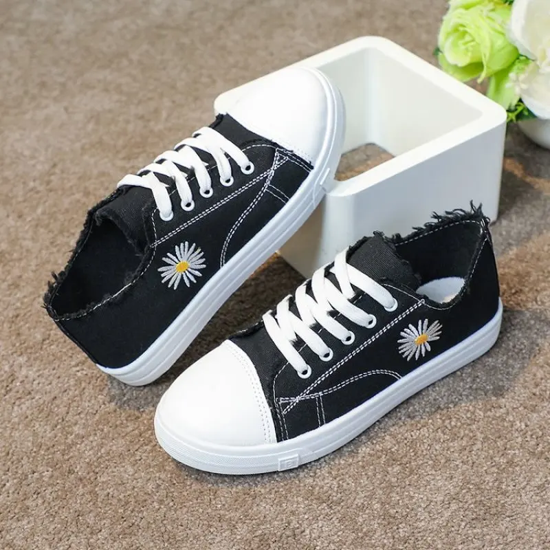 New Fashion Spring Summer Women Canvas Shoes Flat Sneakers Woman Casual Shoes Low Upper Lace Up White Shoes Woman Vulcanizshoes