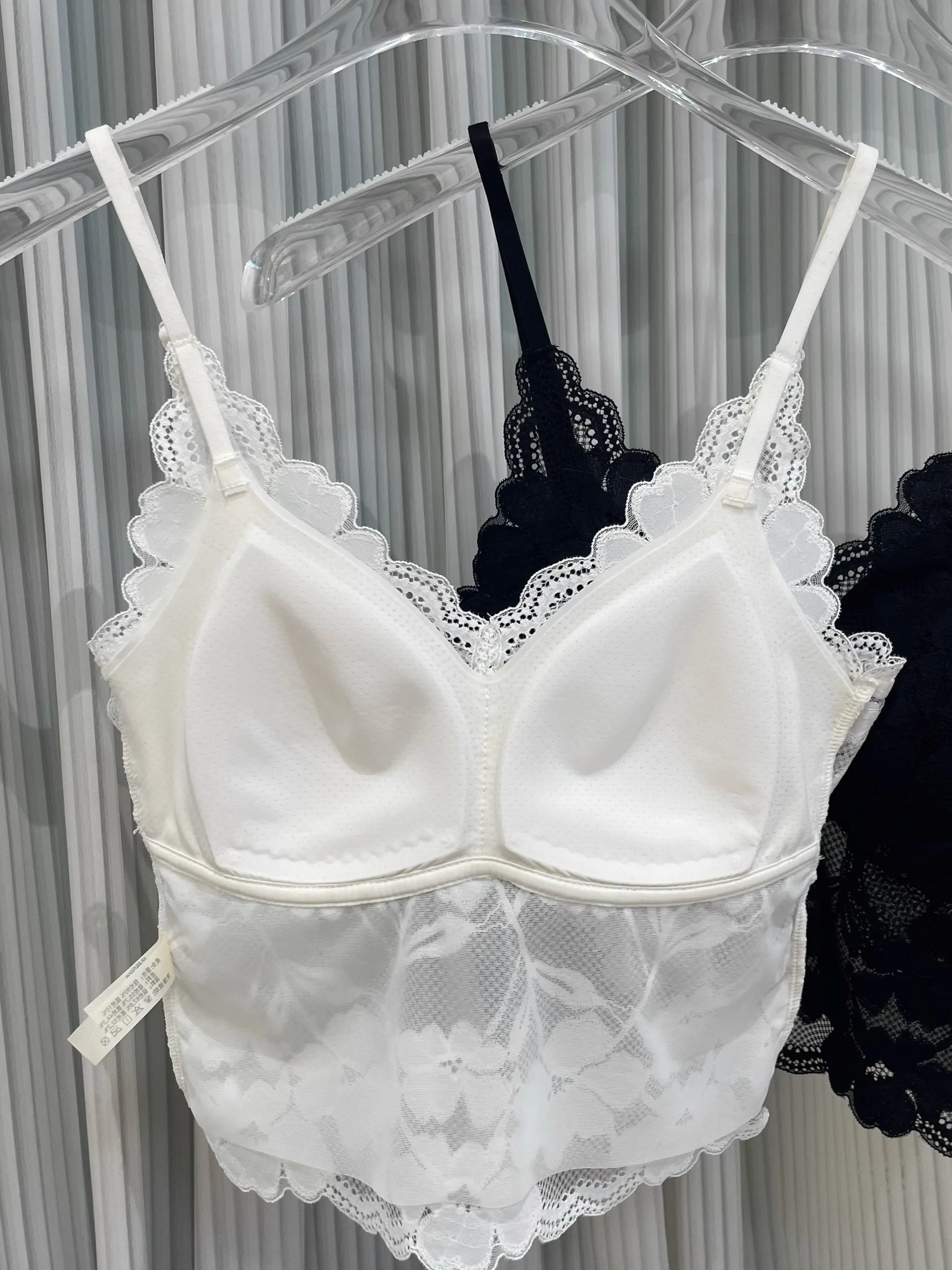 Weiße Spitzenriemenweste Damen Oberbekleidung Sommer Schöne Ba Dünne Riemen Tube Top Bared Ba Top Unterwäsche ort Sle...