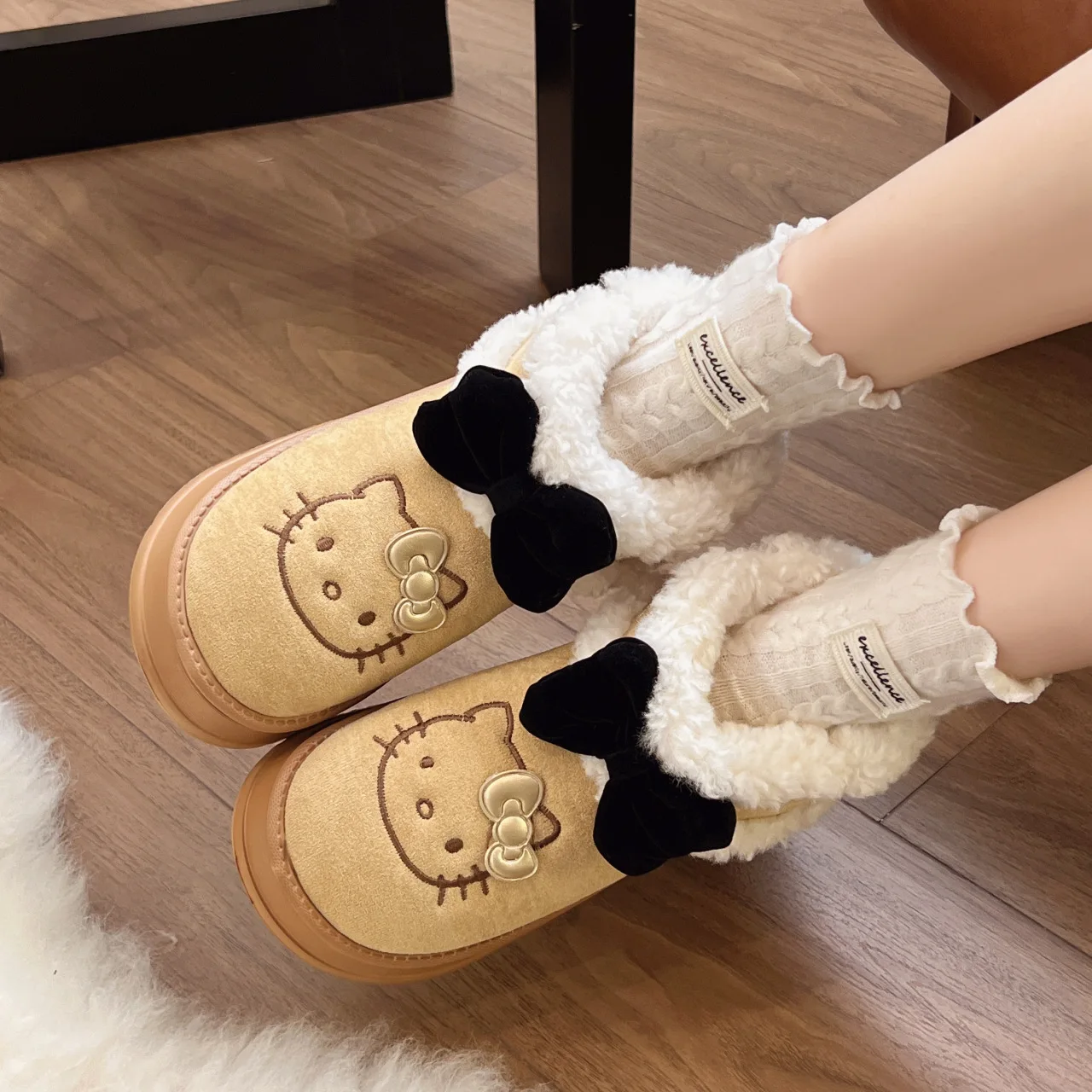 Sanrio Hello Kitty Girls Winter Boot Plush Snow Boots Warm Non-Slip Sneaker Cute Warm Cotton Shoes Kawaii Outdoor Short Boot