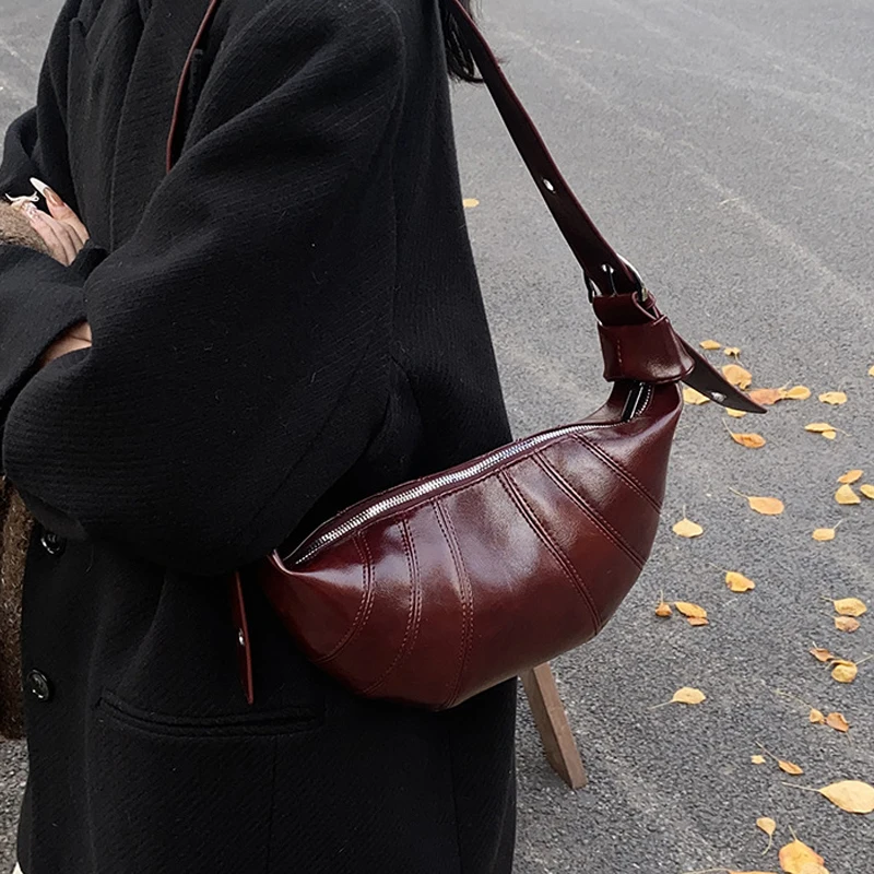 حقائب كتف الهلال للنساء شتاء جديد حقيبة كروسبودي لينة بولي Leather جلد سعة كبيرة للمتسوقين حمل حقيبة المتشرد الإناث