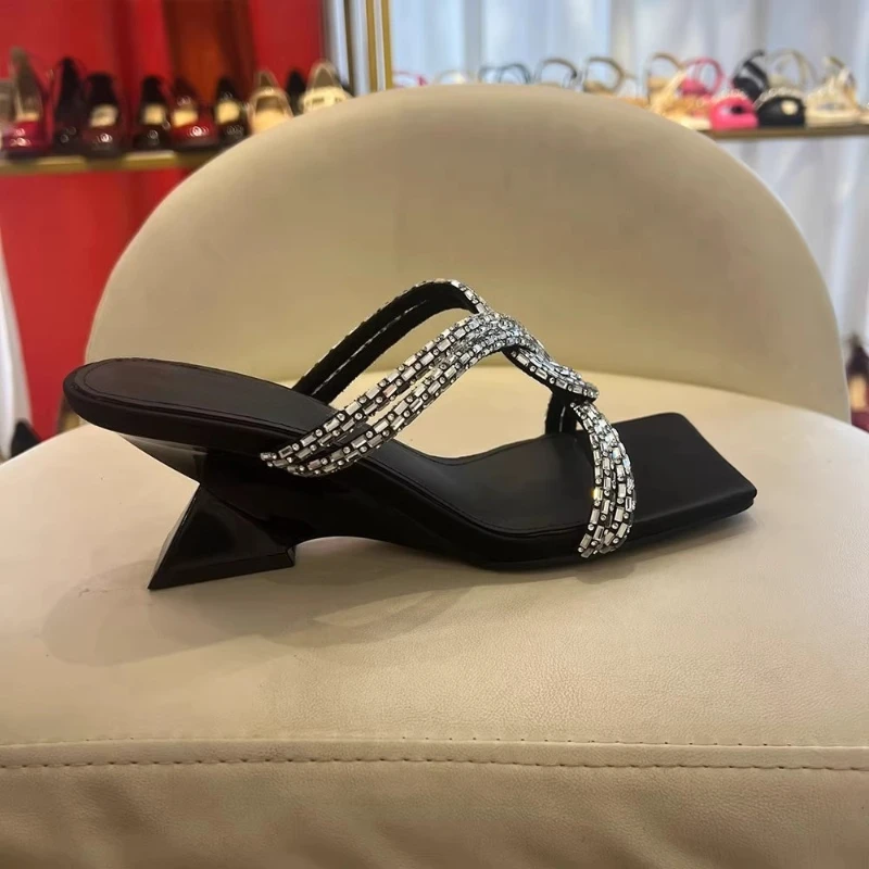 Zapatillas De moda para Mujer, zapatos De Mujer con punta cuadrada y diamantes De imitación De estilo extraño, vestido De ocio, Zapatillas De Mujer De estilo coreano De verano