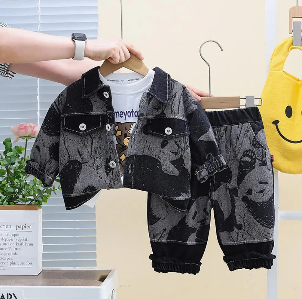 Boys Christmas Outfits 6 To 9 Months Korean Fashion Baby Sets Cartoon Vertical Strip Jackets+T-shirts+Pants Toddler Boy Clothes