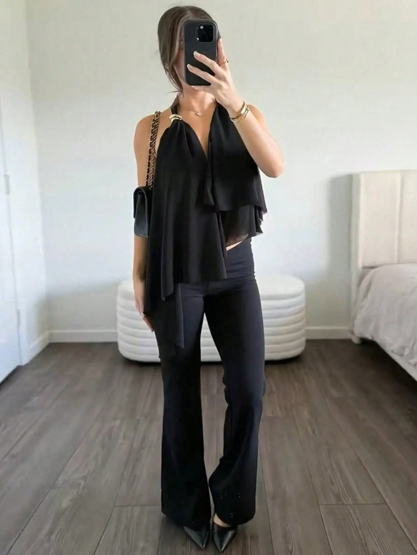 Nuovo bralette con scollo a V e scollo all'americana: schiena aperta sexy con spalline asimmetriche e stile elegante