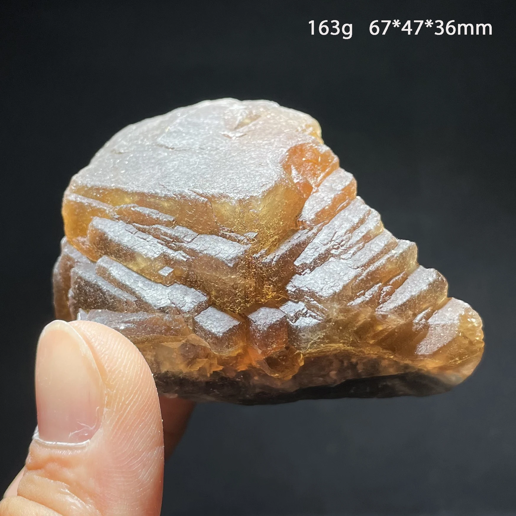 Natural Zhejiang Yellow Fluorite Crystal Cluster Raw Stone Mineral Specimen Quartz Rock for Home Decoration Healing Gift