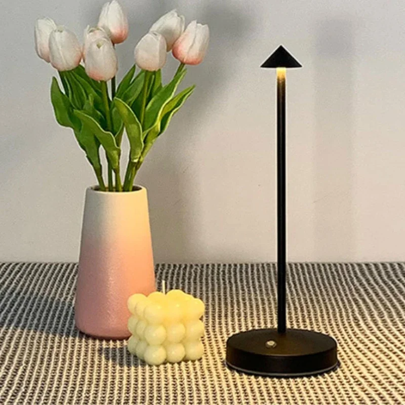 Rechargeable Table Lamp Creative Dining Touch Led Hotel Bar Coffee Pina pro Table Light Lampada Da Tavolo Decorative Desk Lamp