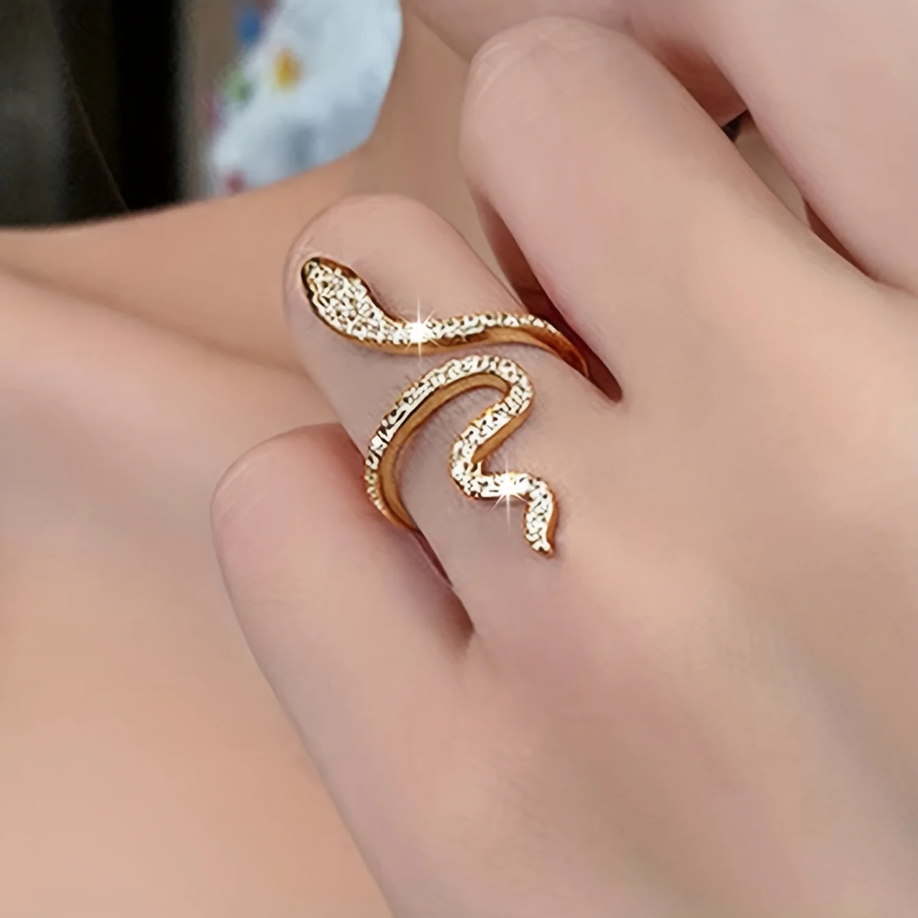 Stylish S-shaped ring set with sparkling zircon, suitable for daily and party wear