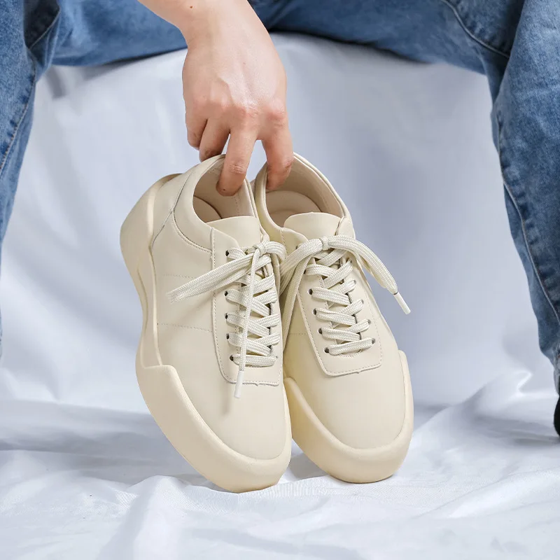 

Fashionable men's white shoes low top shoes breathable single shoes large size flat bottomed board shoes