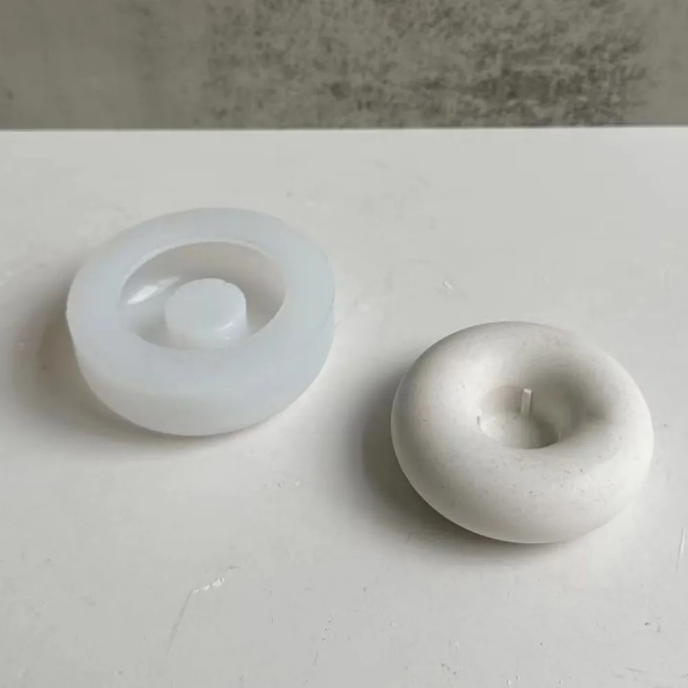 Circular Donut Candle Holder Silicone Mold, Resin Cast Jewelry Storage Tray Lipstick Holder Mold, Self Cast Cement Process Mold