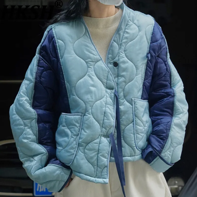 

HKSH Winter New Women Padded Coat V-neck Single Breasted Pockets Patchwork Contrast Color Elegant ColdProof Warm Jackets HK12829