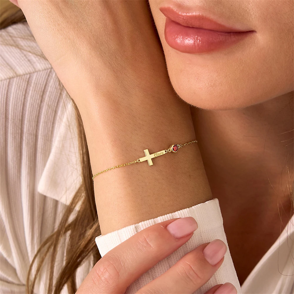 بالتواصل هدية الصليب اسم سوار مع جوهرة الميلاد سحر شخصية مجوهرات مسيحية مخصصة محفورة الصليب سوار للنساء