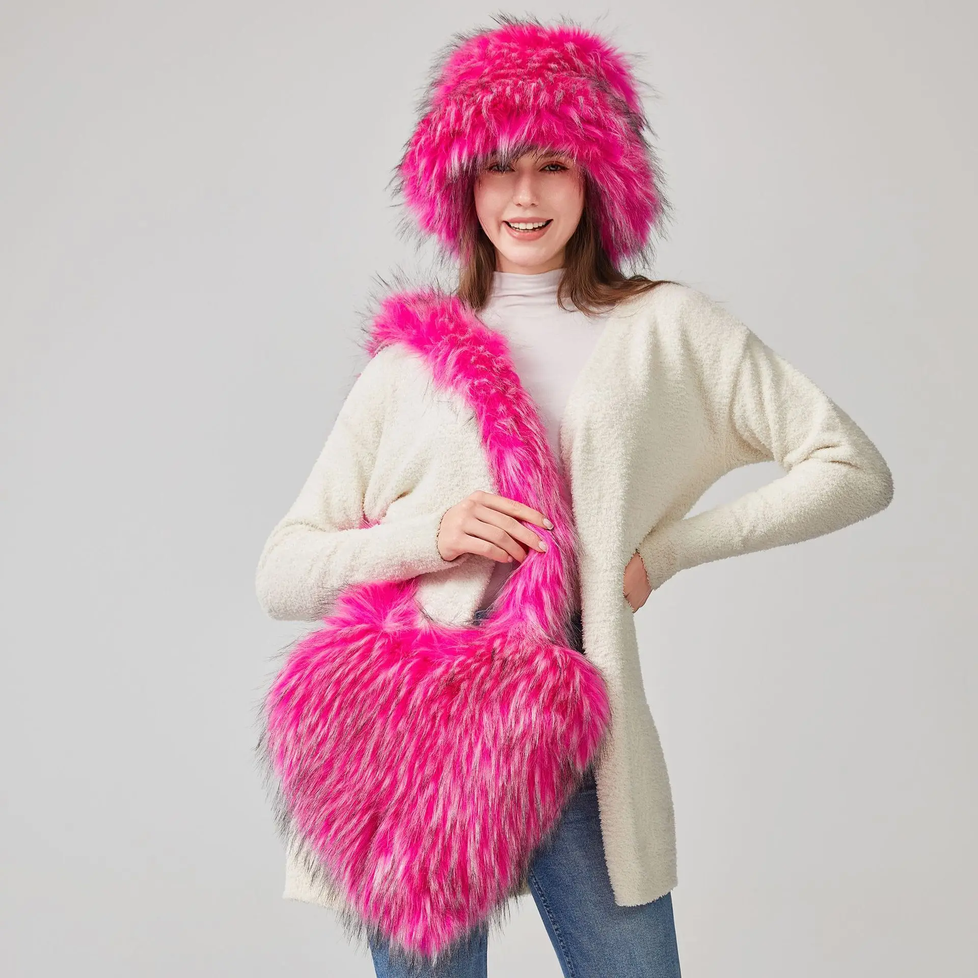 Winter Women Faux Fur Bag Hat Set Fur Handbag Large Heart-shaped Crossbody Bag Shoulder Bag Fluffy Furry Cap Fuzzy Shoulder Bags