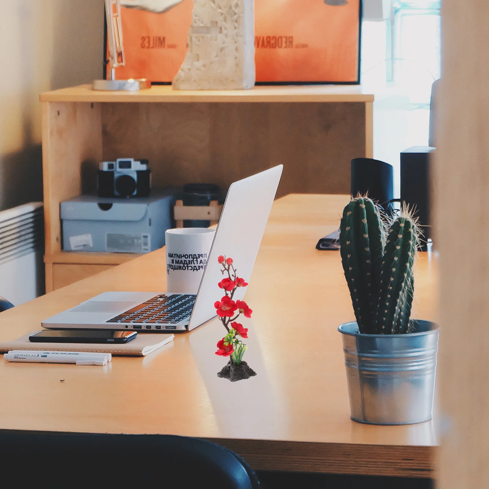 

2pcs Sushi Restaurant Supply Japanese Food Tray Decor Artificial Sushi Adornment Lifelike Green Plant Fake Flower Craft