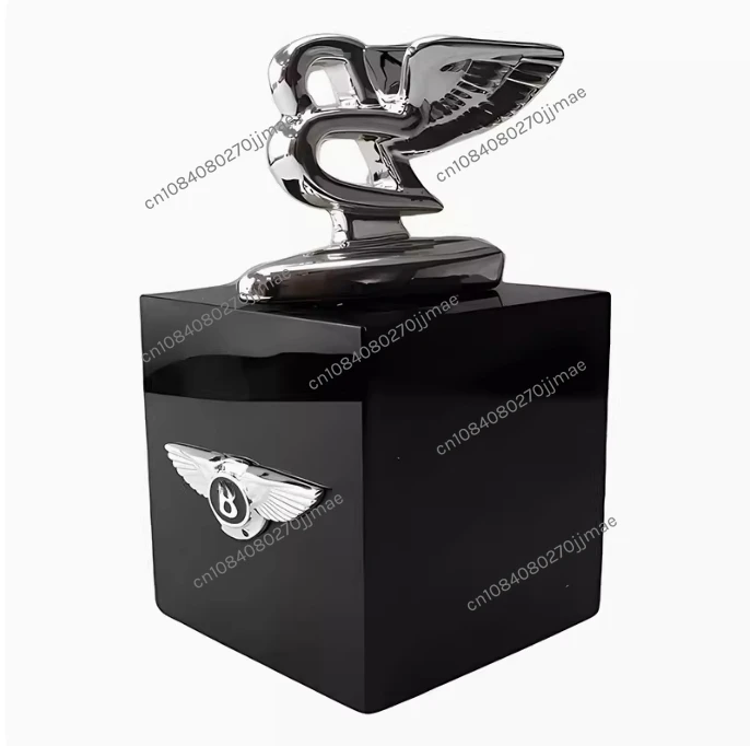 

B Logo Wings Decoration High-End Entry Lux Home Living Room and Sample Room Car Shop Simple Decoration