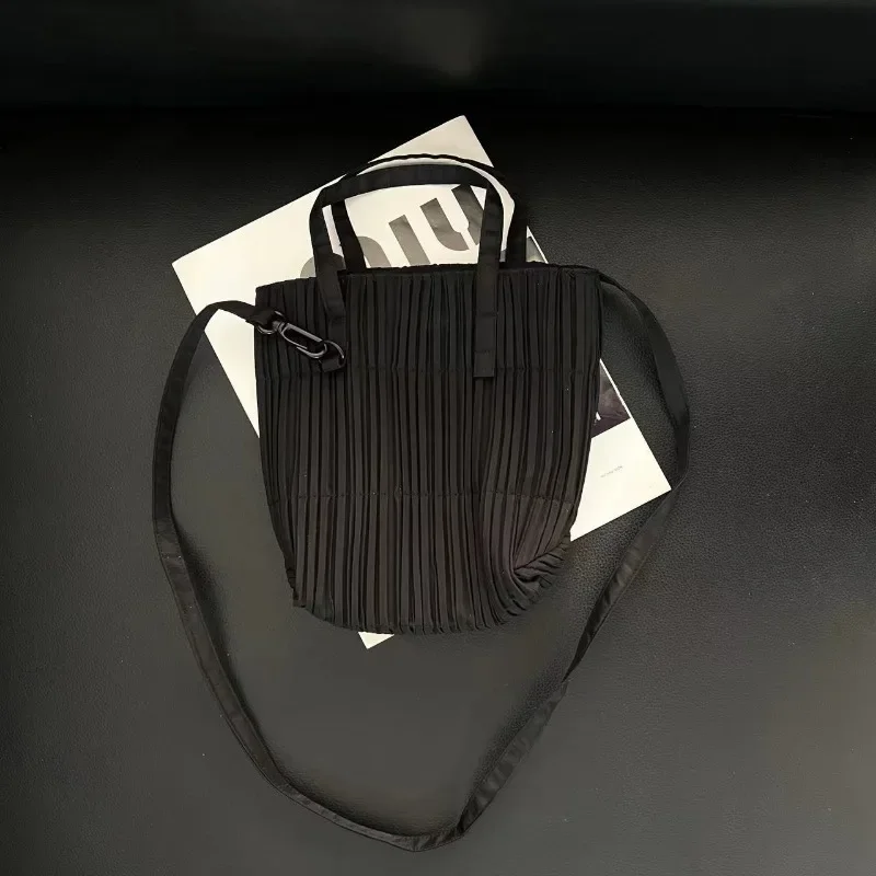 SMVP Pleated Solid Color Handbag Fashion Casual Original Design Creative Large Capacity Handbag 2025 New