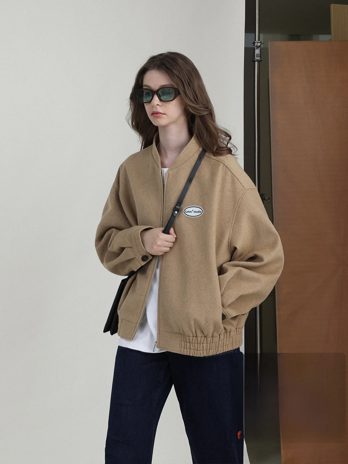 

Nordic College Sle oulder Drape Woolen Jaet Micro Oversized Baseball Coat Women Autumn Le Commute Sle Loose Fit
