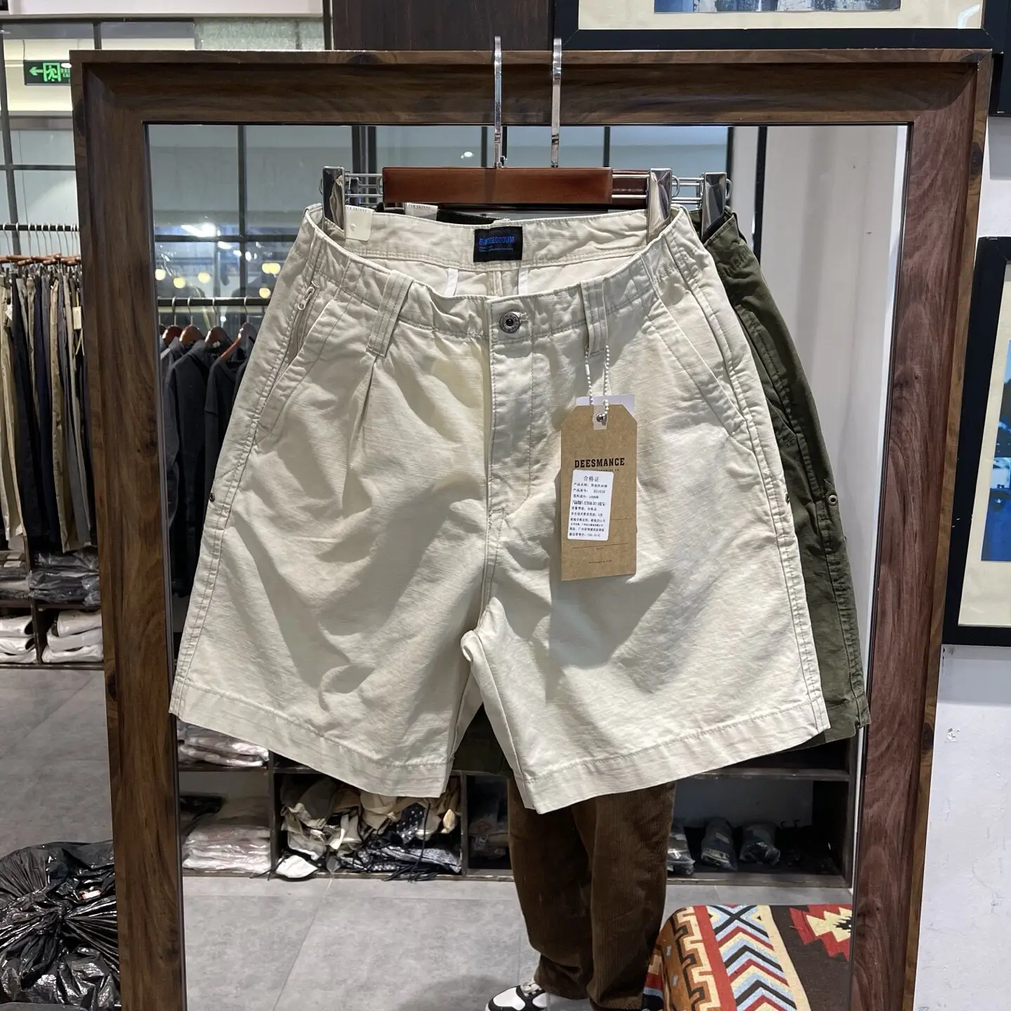 

Men's American Retro Heavyweight Washed-Distressed Cotton Cargo Shorts Summer Side Zip Pockets Loose Fit Solid Color 100% Cotton