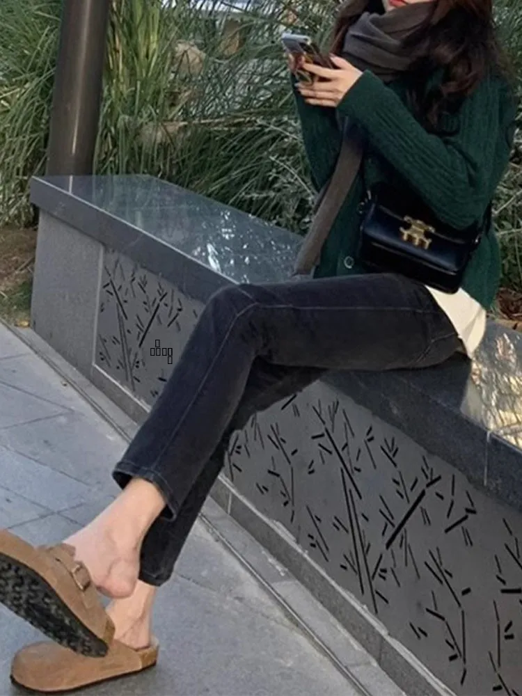 Hochgeschnittene, gefütterte Straight-Leg-Jeans für Damen, Herbst-Winter, Übergröße, Dreiviertel-Hose, lässige Baumwollmischung