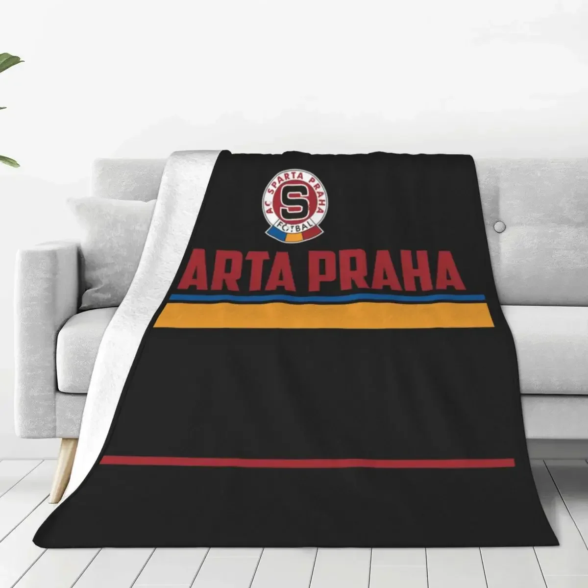 

Super Warm Soft Baby Blanket Soccer Club Camping Throws Blankets Winter Funny Babes Carpet Flannel Bedspread Sofa Bed Cover