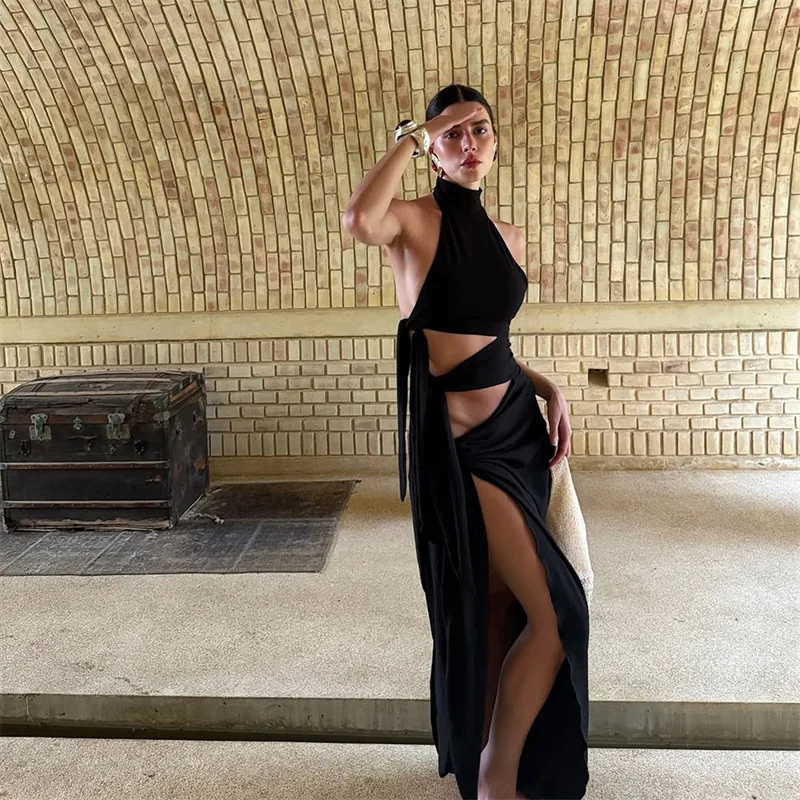 暗号化されたエレガントなノースリーブスリット入りマキシドレス、パーティータイディテール、セクシーなホルターネック、バンデージ、バックレス、カットアウト、ロングドレス、シックなガウン