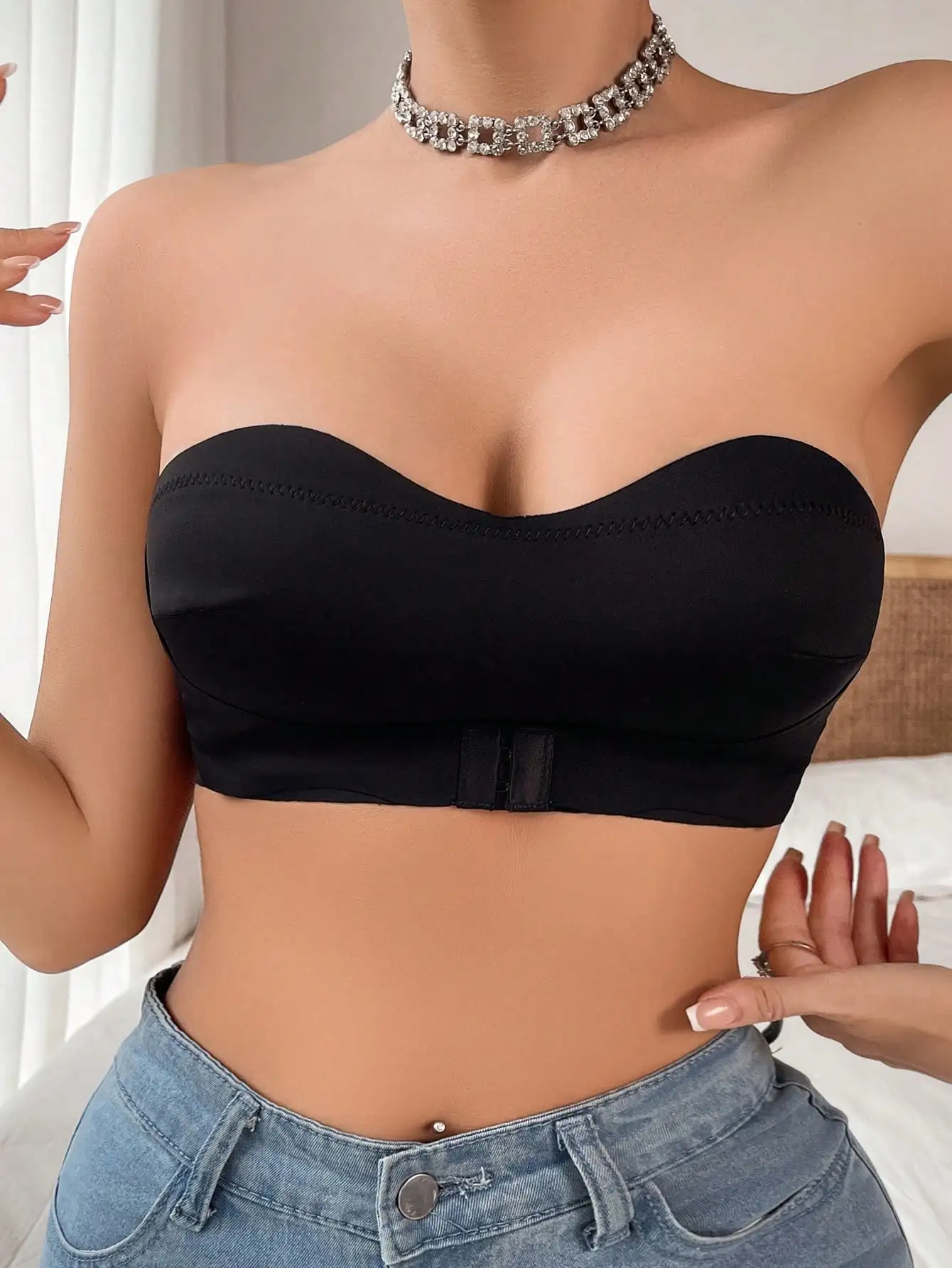 Women's Strapless Lingerie Front Buckle Anti Slip Gathering Invisible Strapless Back Lingerie Wrap Bra Lingerie B2744