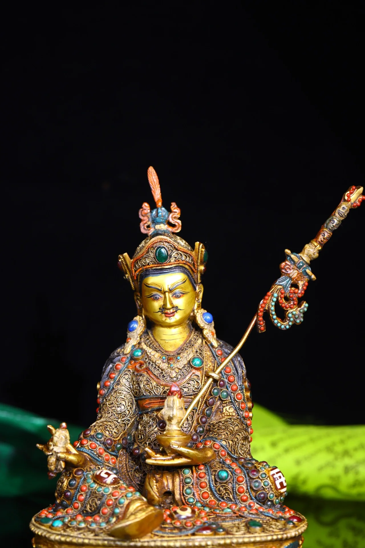 

9"Old Nepalese temples Old Tibetan Silver Outline in gold Painted Mosaic Gem gZi Beads Padmasambhava Buddha Worship Hall