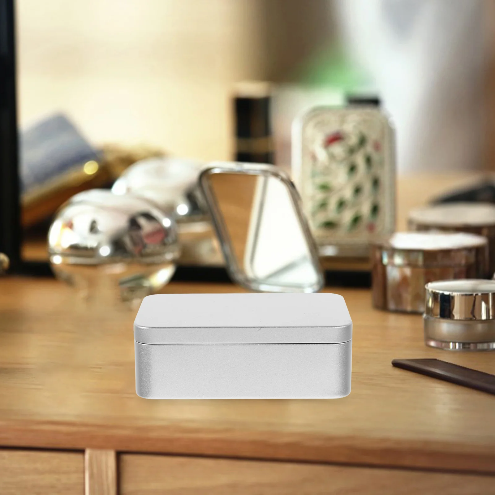 

Multifunctional Tinplate Storage Box Small Size for Embroidery Tools Sewing Supplies Organizer Metal Photo Holder Travel Memory