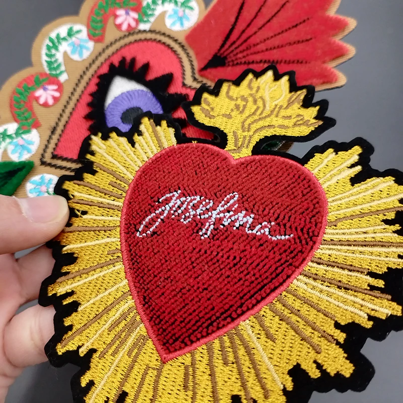 New Embroidery Flower Conflagration Love Heart Eyes Patches Iron on For Jackets Loose Coat Clothing Accessories