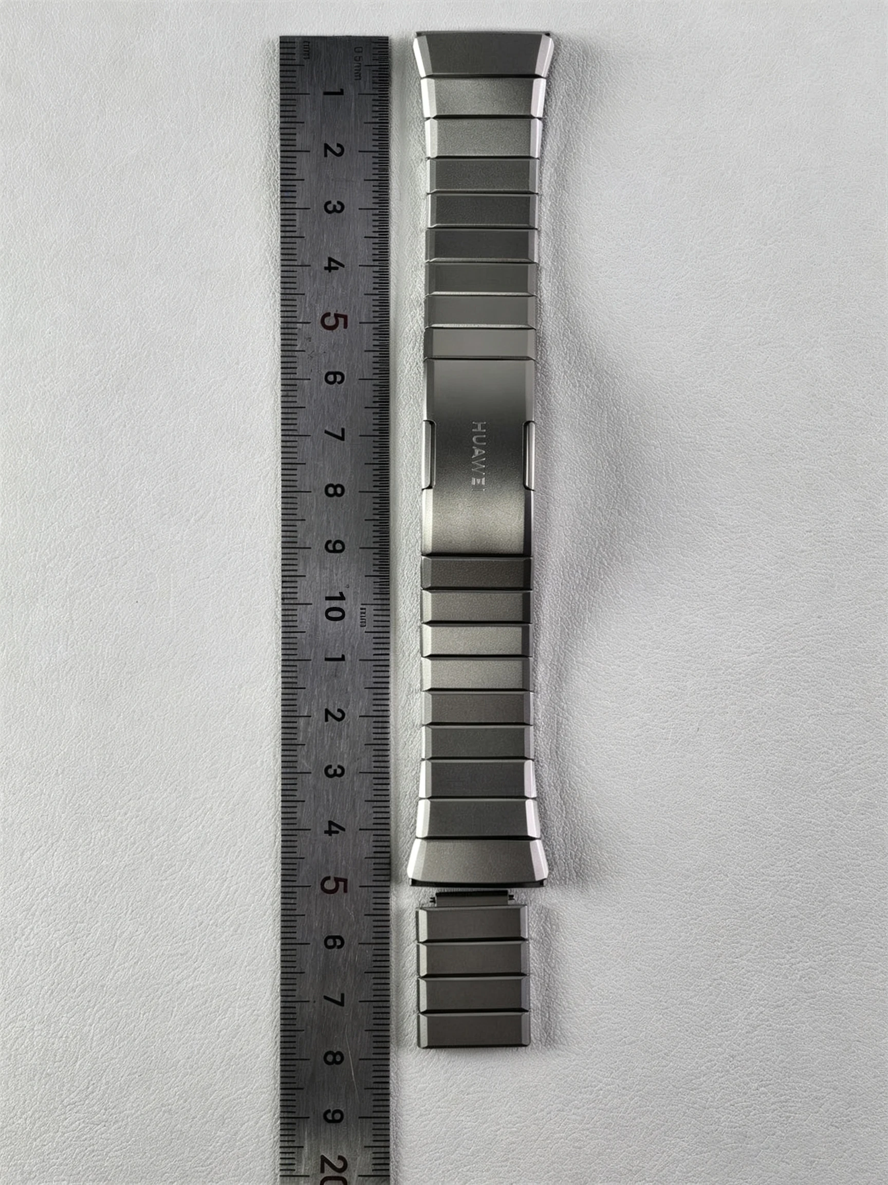 Metal Titanium Huawei Watch Strap Compatible with Huawei GT7 GT6 Pro 46mm and 22mm Watch Straps with Push-button Design.