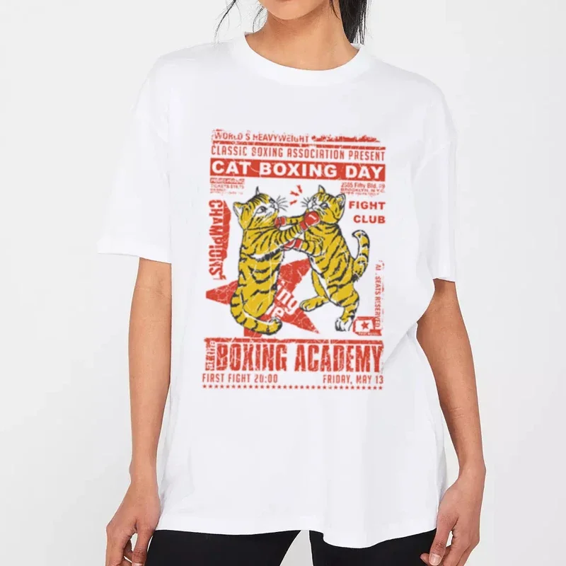 Cat Boxing Women Retro Fashion T-Shirt Hippie Funny Kitten T Shirt Cute Aesthetic Cat Lover Shirt Unisex Loose Summer Tops Gifts
