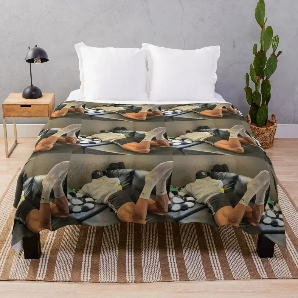 

Sexy Wonho Throw Blanket Sofa Throw Flannels Furrys Giant Sofa Blankets