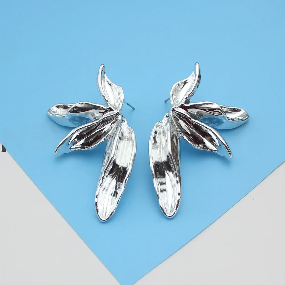Irregular Big Petal Flower Golden Drop Earrings for Women Simple Exaggerated Temperament CCB Smooth Creative Jewelry Girl Gift image 6