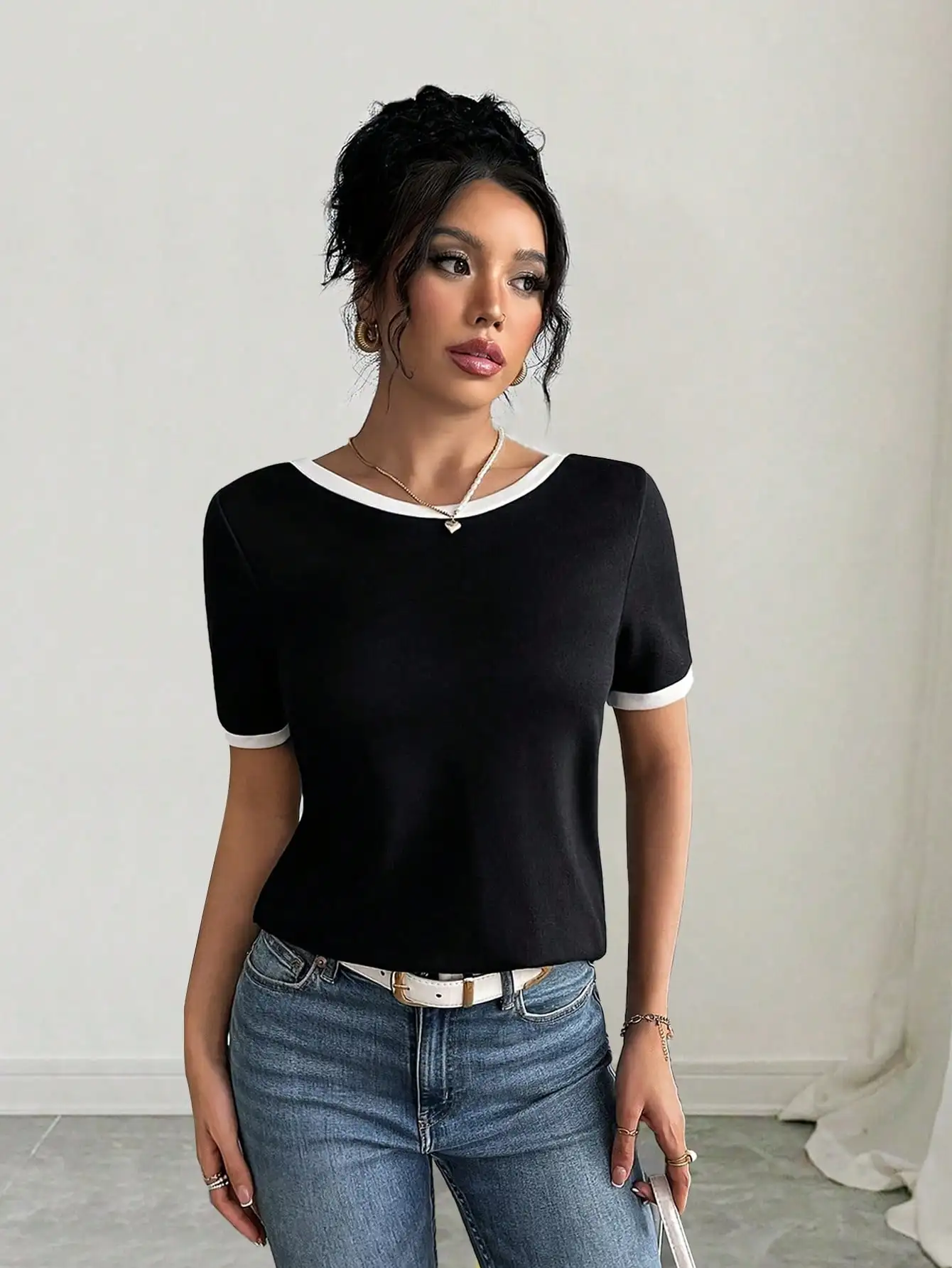 Women Color Block Short Sleeve T Shirt Round Neck Open Back With Double Bow High Stretch Knit Loose Casual Summer Basic Tee Top